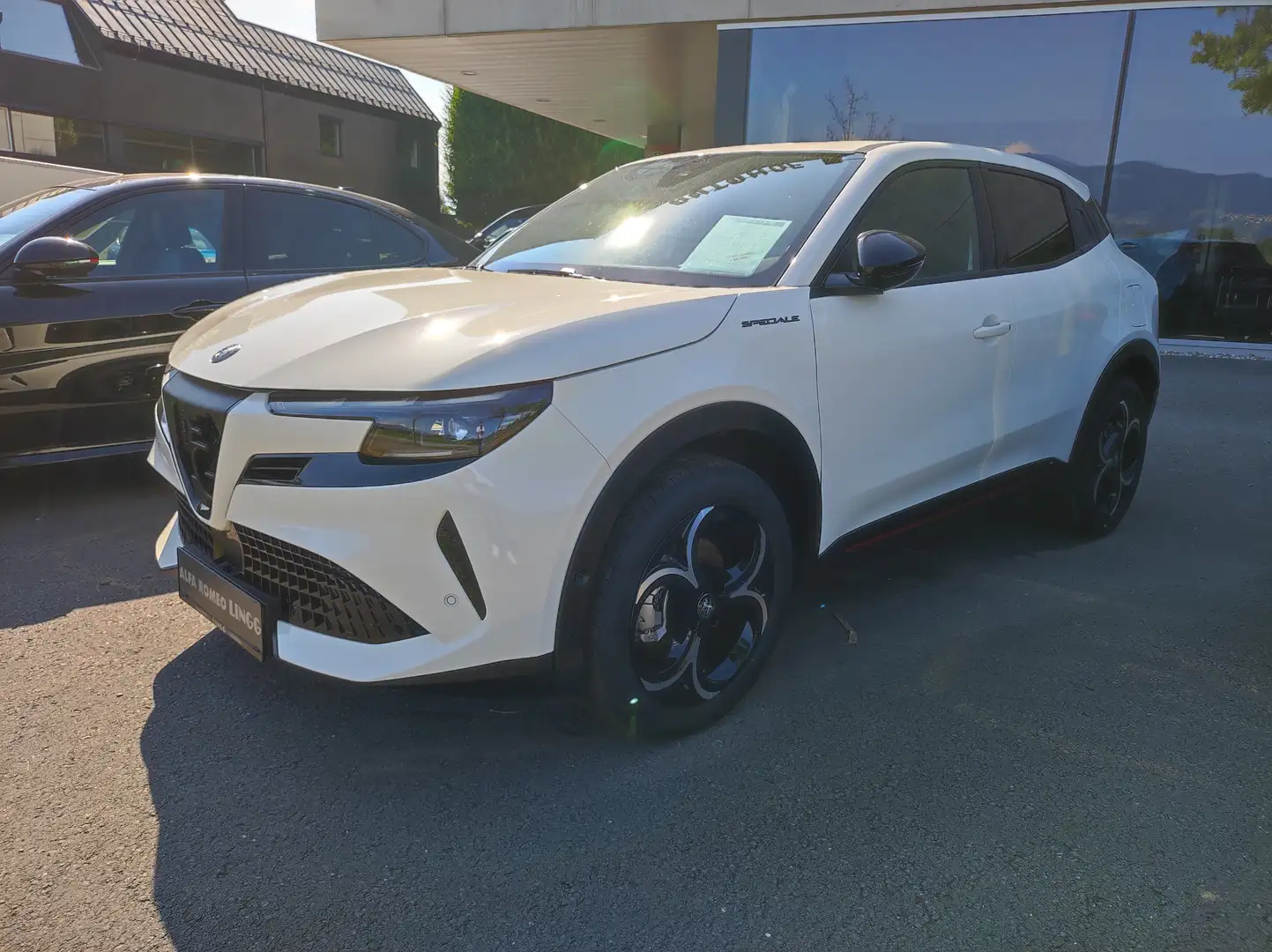 Alfa Romeo Junior Ibrida Speciale 1.2 MHEV e-DCT6 Blanco - 1