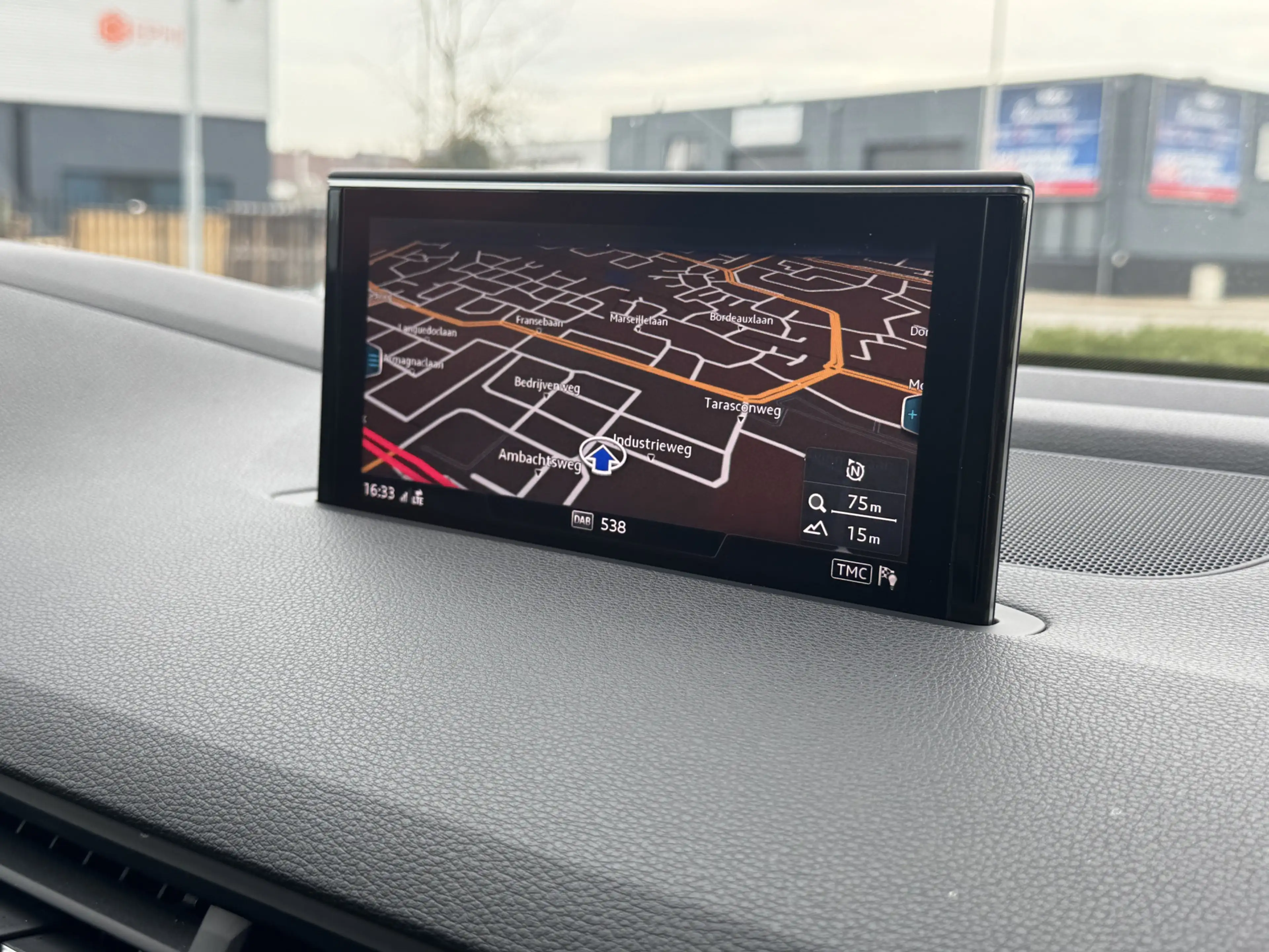 Audi SQ7 4.0 V8 TDI 435pk Quattro Pro Line + Black Optiek V — photo 8