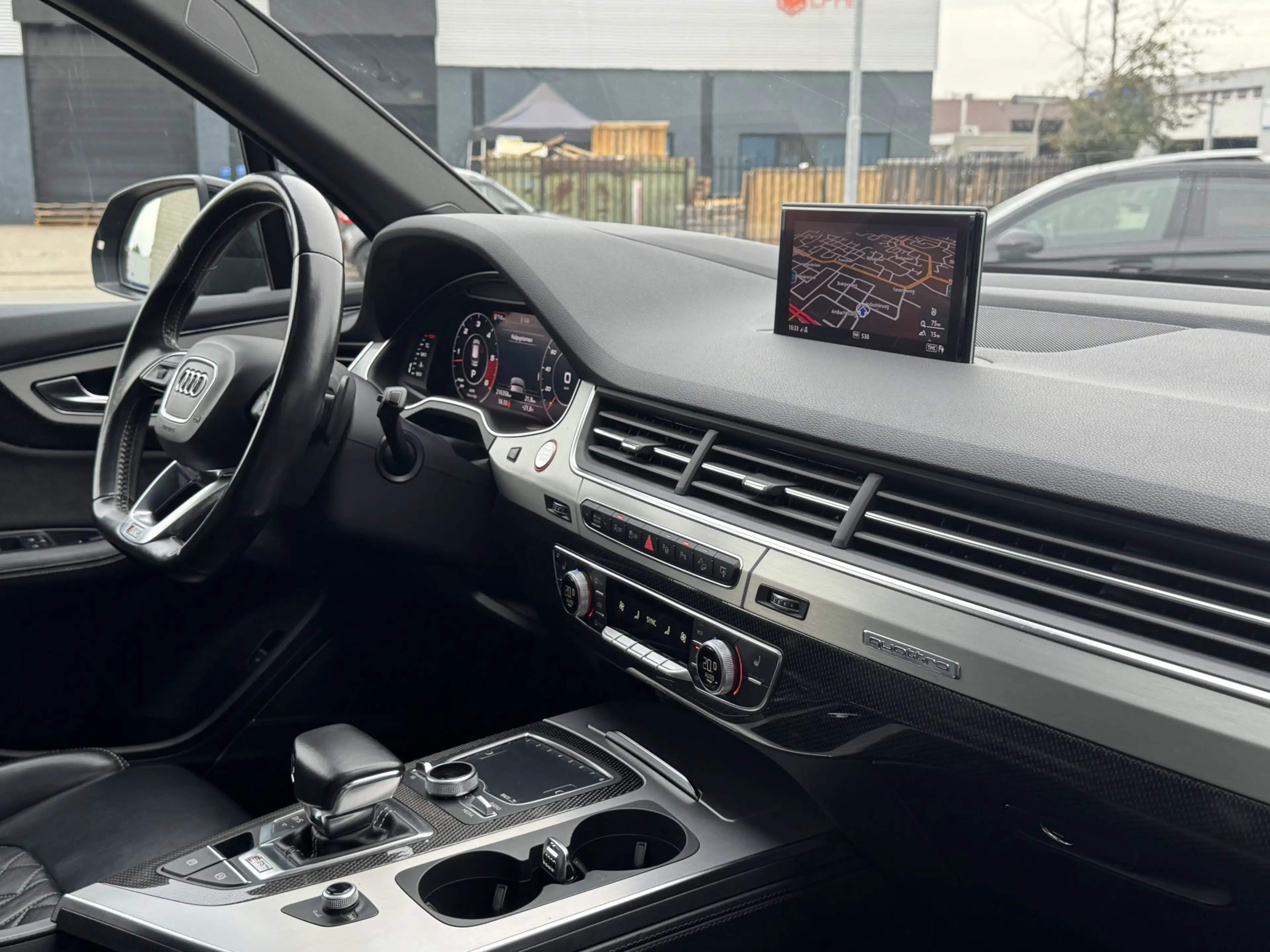 Audi SQ7 4.0 V8 TDI 435pk Quattro Pro Line + Black Optiek V — photo 12