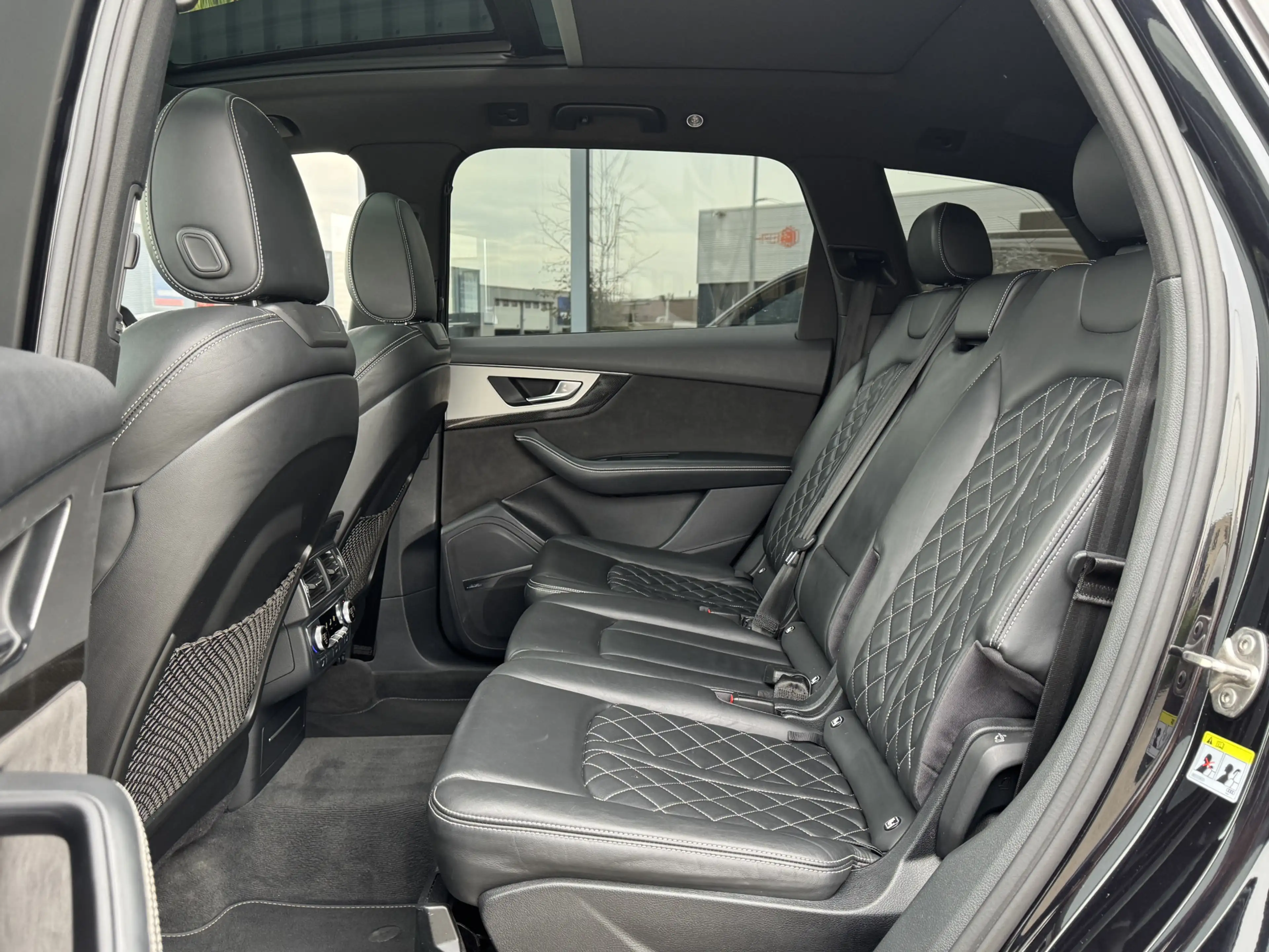 Audi SQ7 4.0 V8 TDI 435pk Quattro Pro Line + Black Optiek V — photo 35