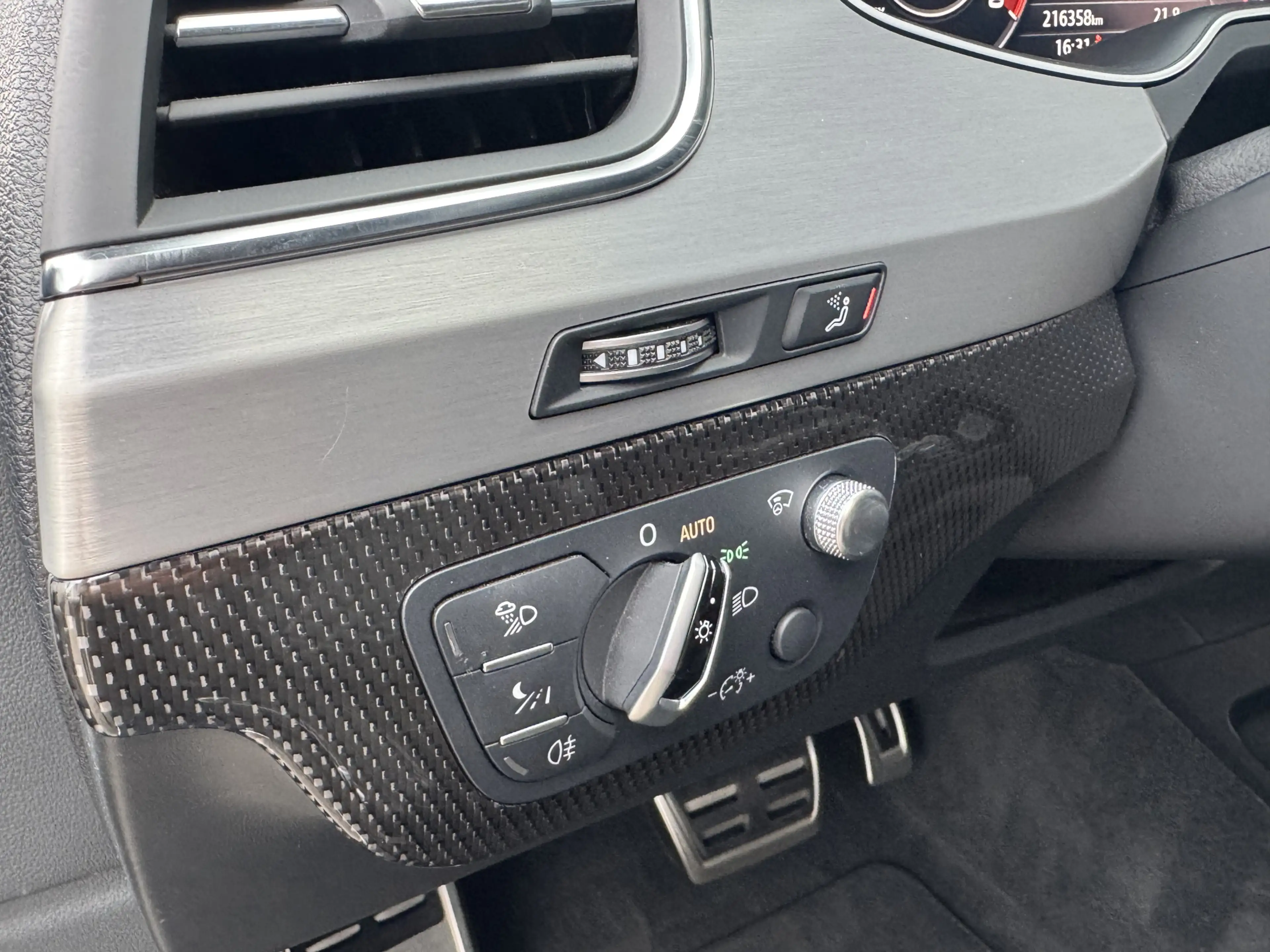 Audi SQ7 4.0 V8 TDI 435pk Quattro Pro Line + Black Optiek V — photo 33