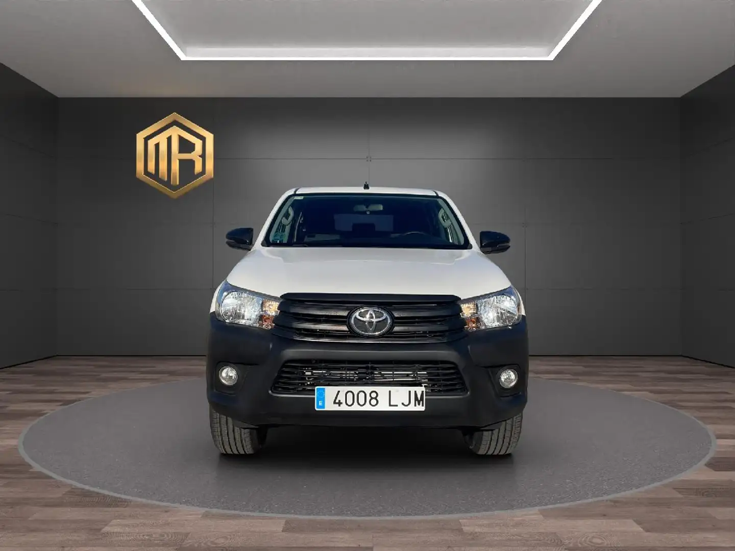 Toyota Hilux 2.4 D-4D Cabina Doble GX 4x4 Blanco - 2