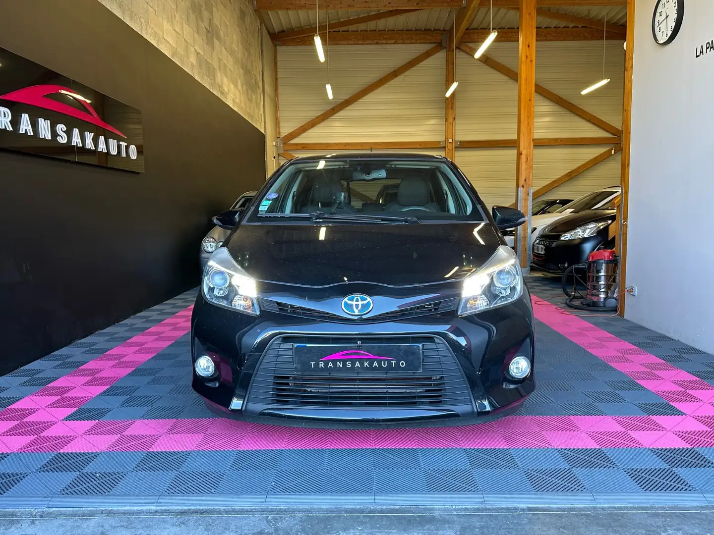 Toyota Yaris Style Noir - 2