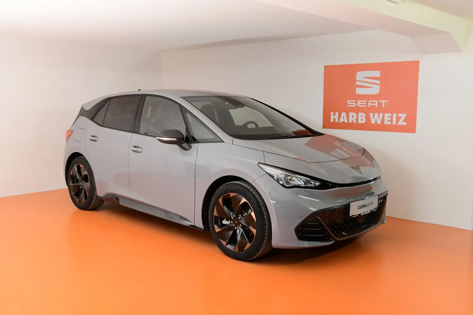 CUPRA Born 77 e-Boost 170kW/231PS Grau - 2