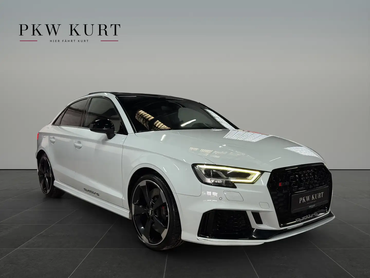 Audi RS3 q. Lim S-Sitze *Pano *B&O *Virtual *Matrix Weiß - 1