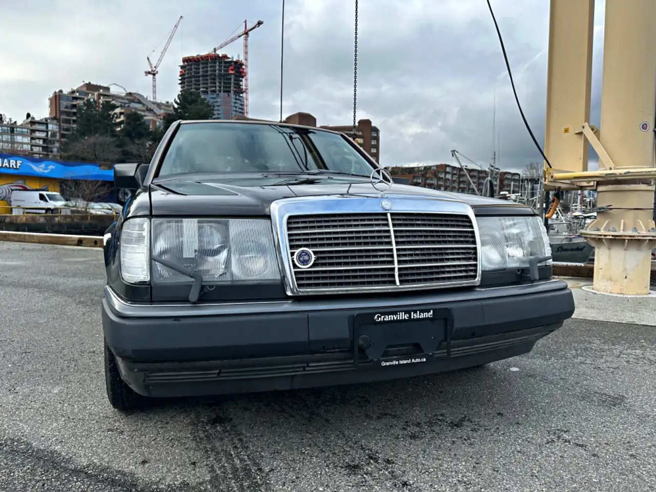 Mercedes-Benz 300 снимка Mercedes-Benz 300