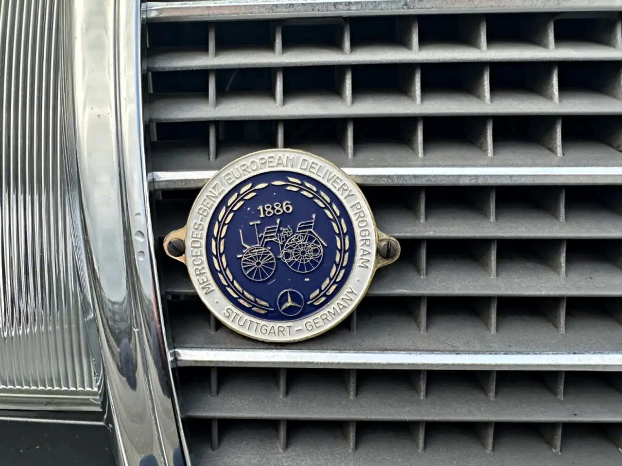 Mercedes-Benz 300 снимка Mercedes-Benz 300