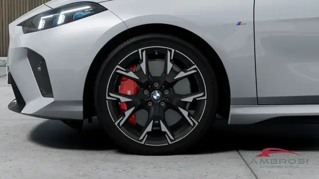 BMW 2 Series view 8