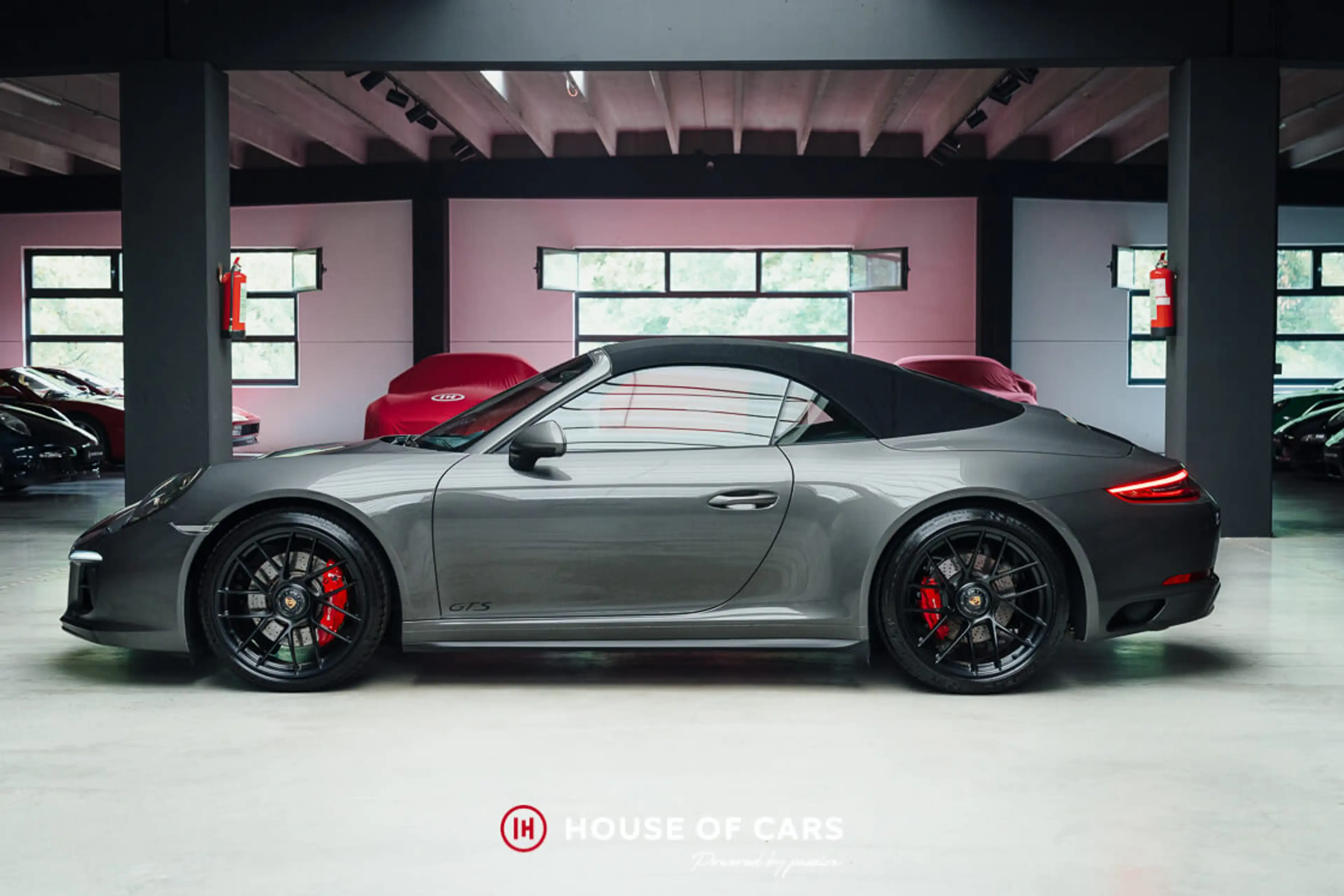 Porsche 991 .2 CARRERA 4 GTS CABRIOLET PDK AGATE GREY - PPF — photo 9
