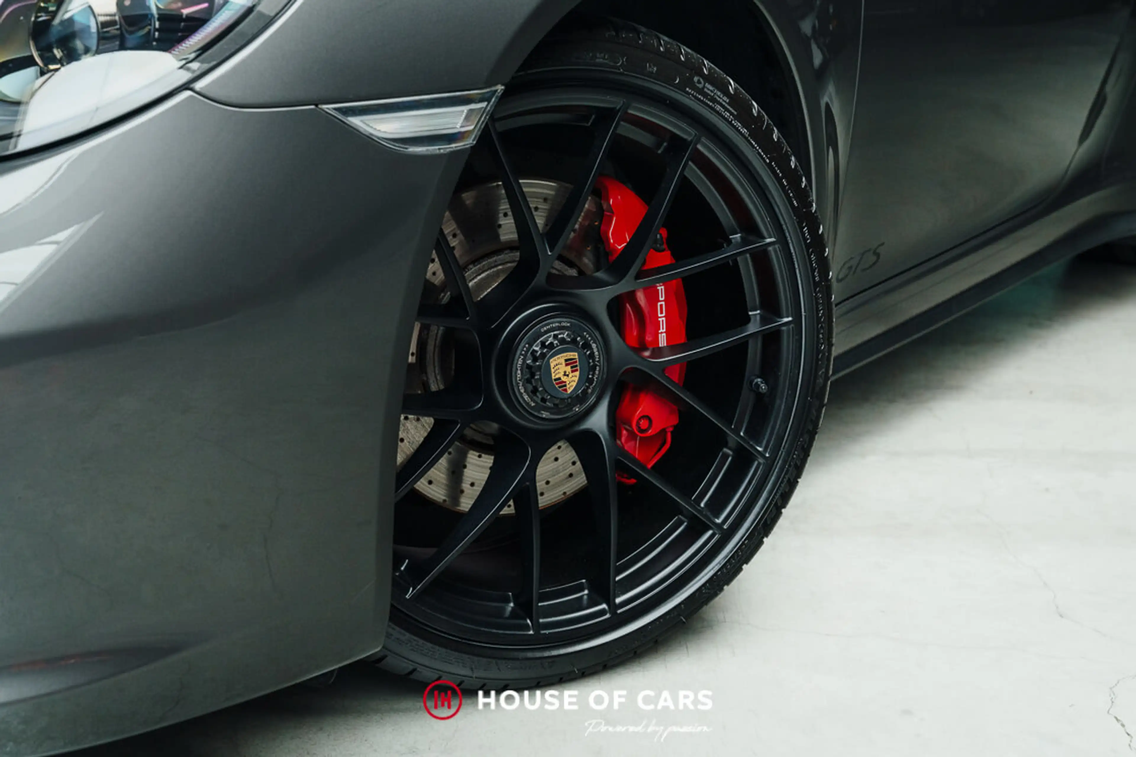 Porsche 991 .2 CARRERA 4 GTS CABRIOLET PDK AGATE GREY - PPF — photo 10