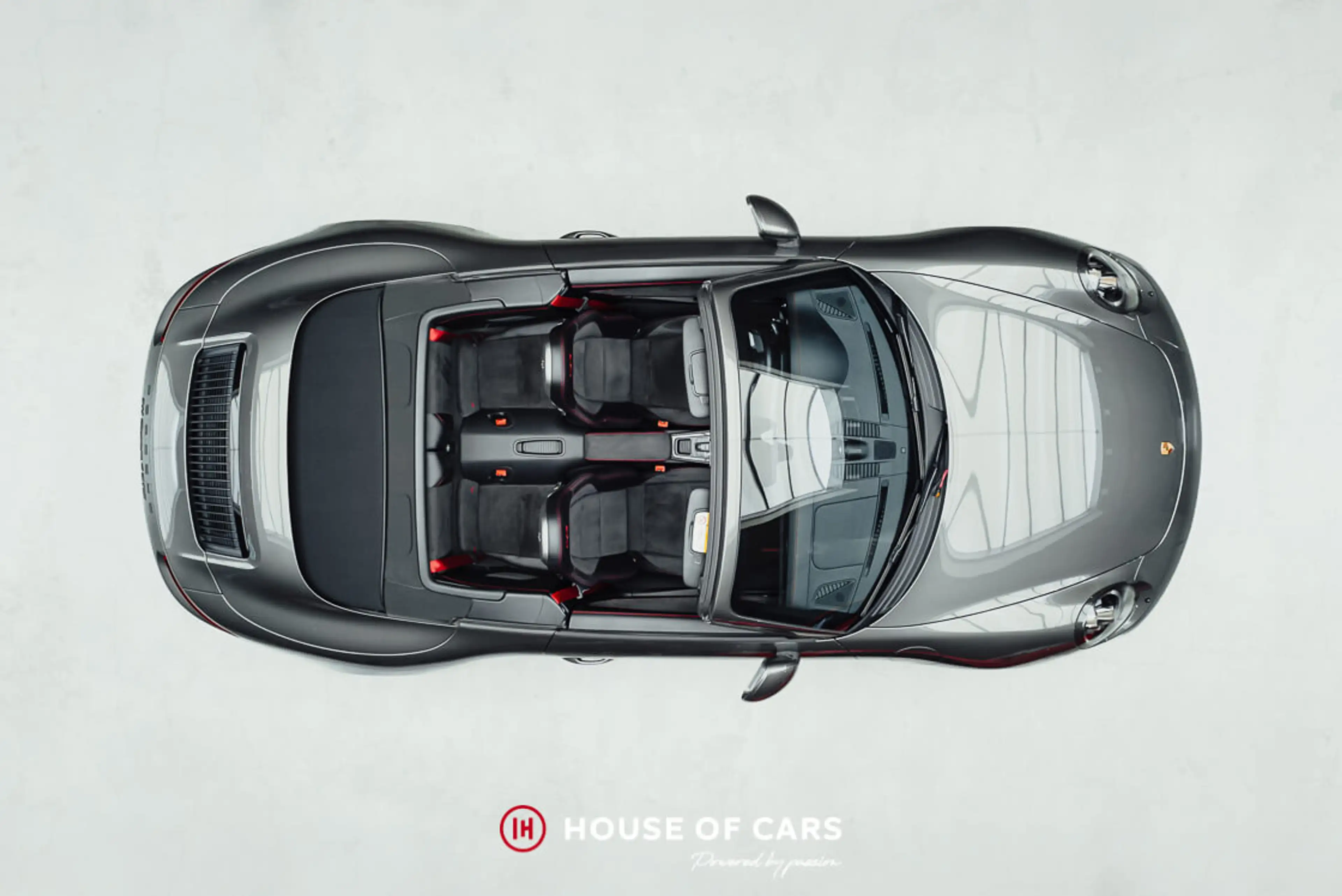 Porsche 991 .2 CARRERA 4 GTS CABRIOLET PDK AGATE GREY - PPF — photo 5