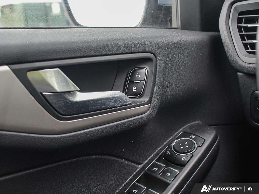 used 2022 Ford Escape car, priced at $21,999