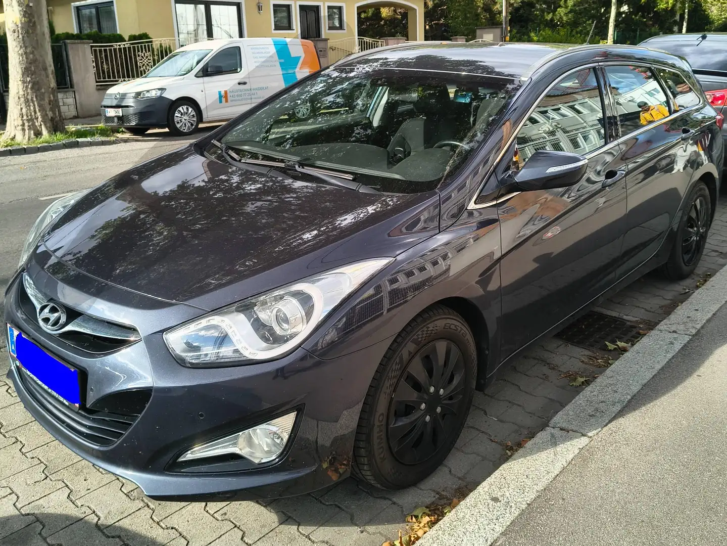 Hyundai i40 i40 Europe 1,7 CRDi DPF Europe Blau - 1