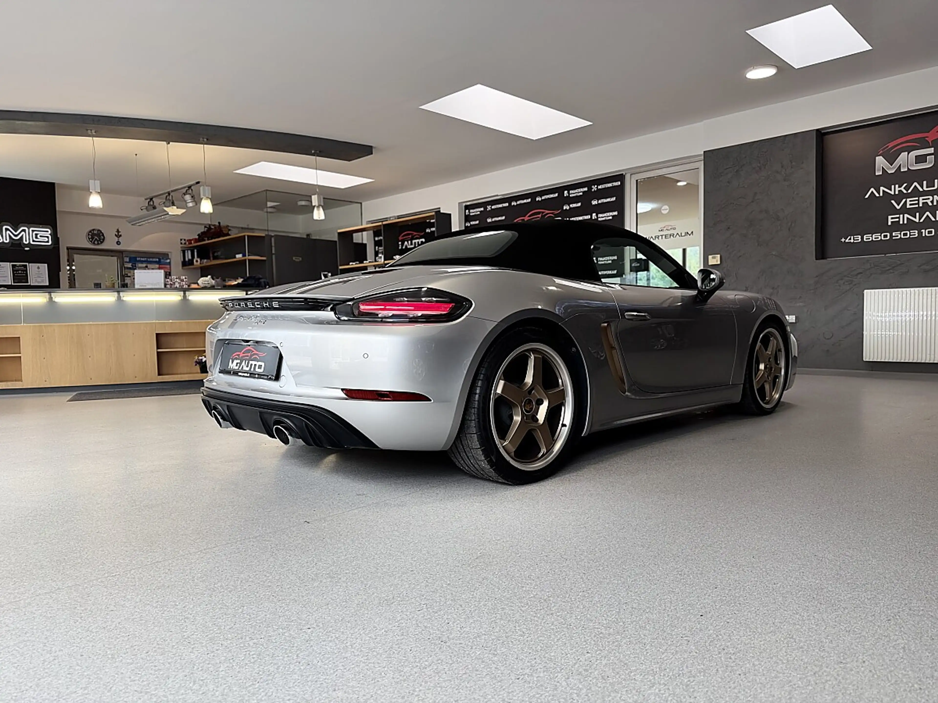Porsche Boxster 718 Boxster GTS 4.0 PDK NUR 15.120 KM* — photo 13