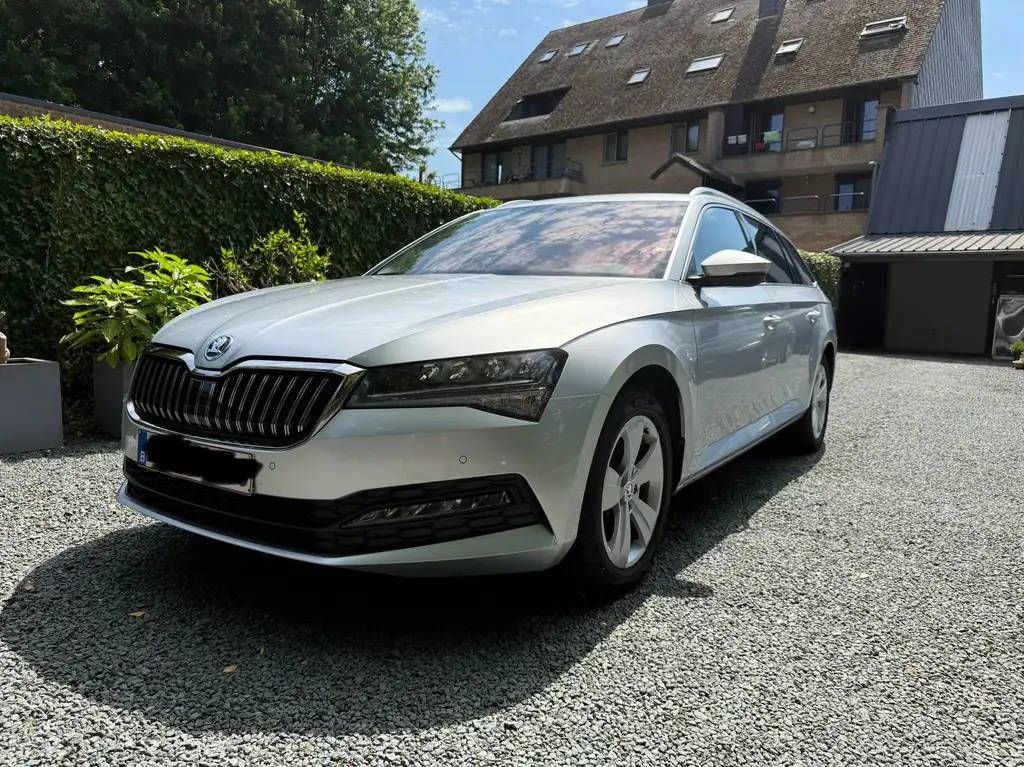 Skoda Superb 2024 из Европы — купить под ключ