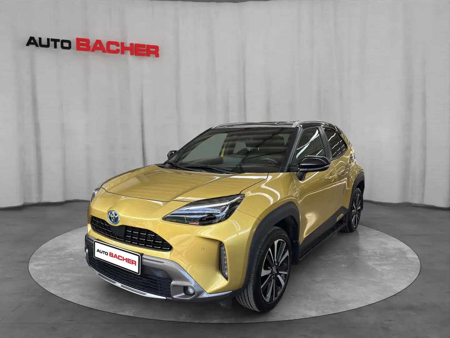 Toyota Yaris Cross Yaris Cross 1,5l Hyb Gelb - 1
