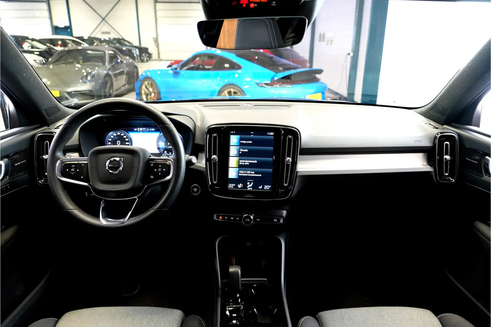 Volvo XC40 1.5 T4 Plug-in Hybrid 155kW/211pk DCT7 Plus Dark F Bleu - 2