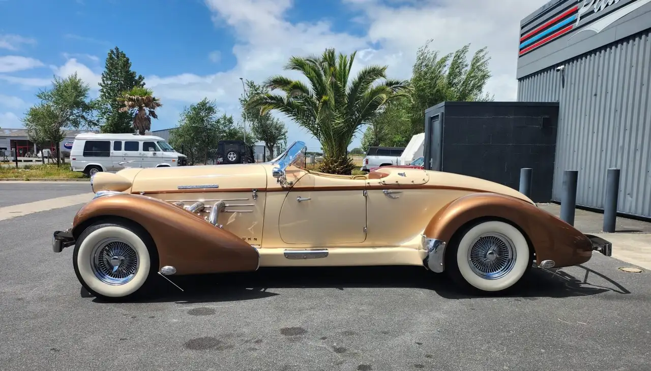 Auburn Speedster Boattail replica, foto 8