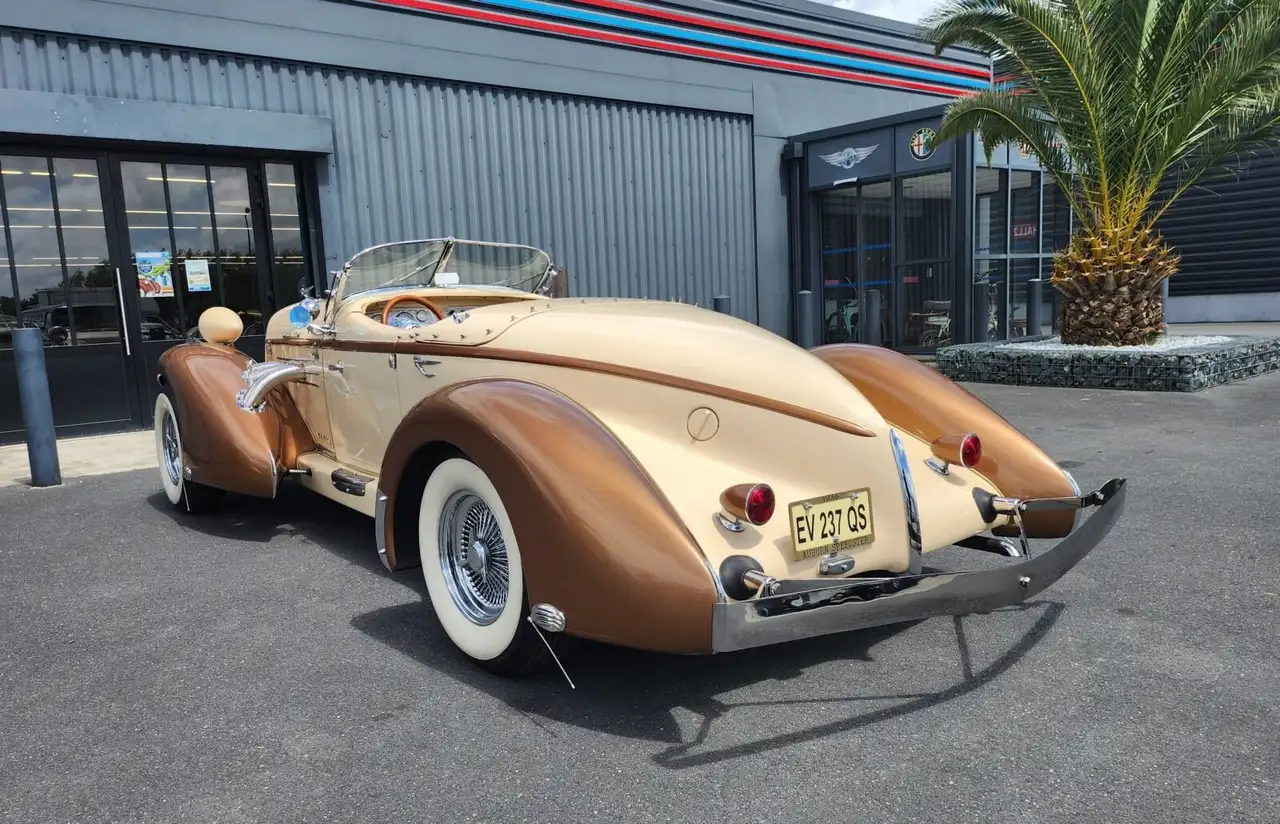 Auburn Speedster Boattail replica, foto 3