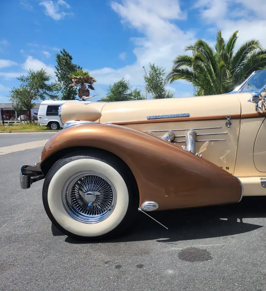 Auburn Speedster Boattail replica, foto 9