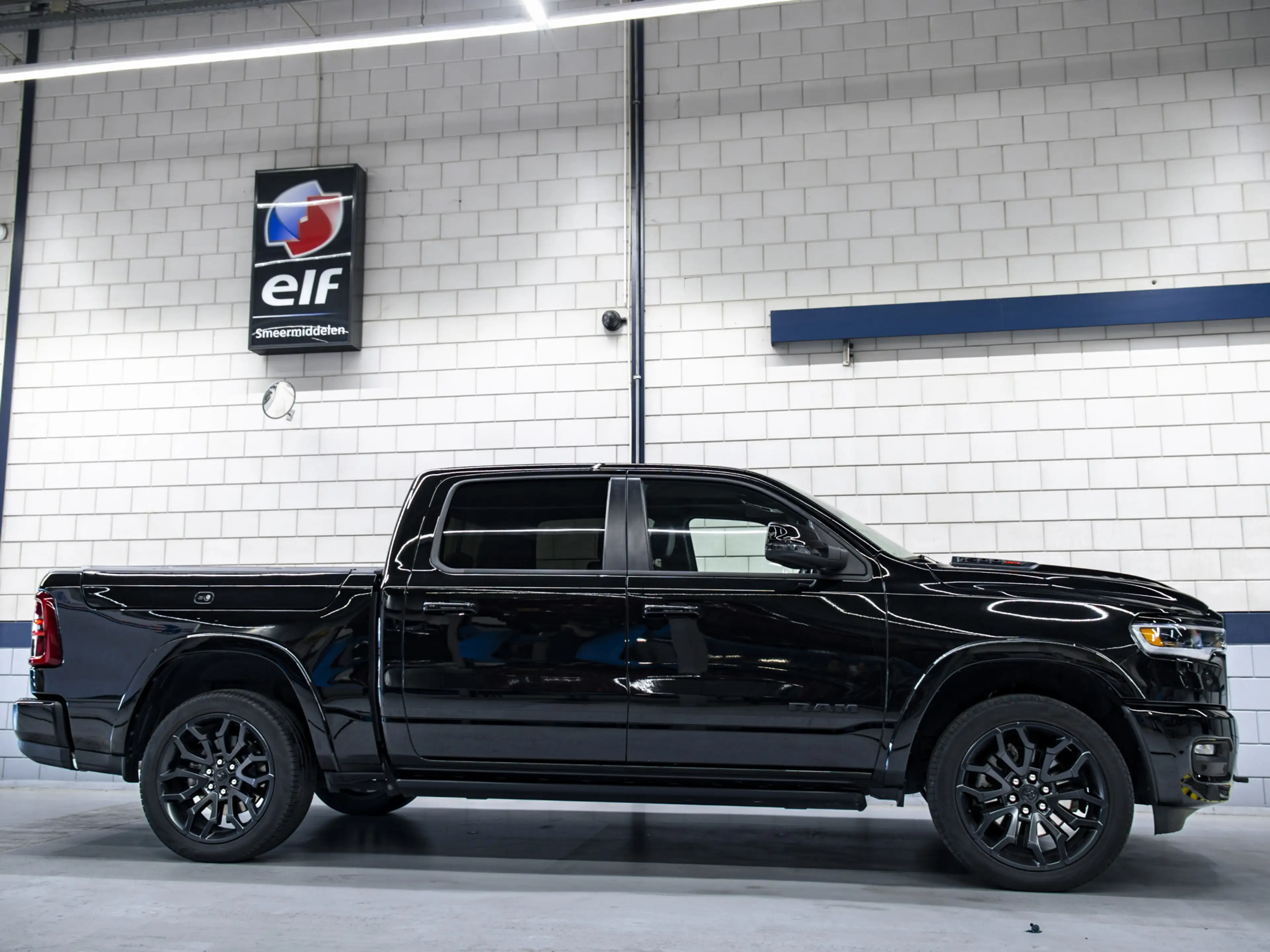 Dodge RAM 1500 Limited Night Hurricane | 3.0L High Output 54 — photo 2