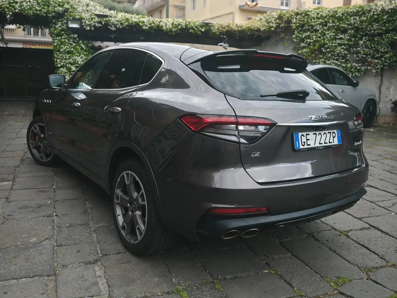 Maserati Levante 2021