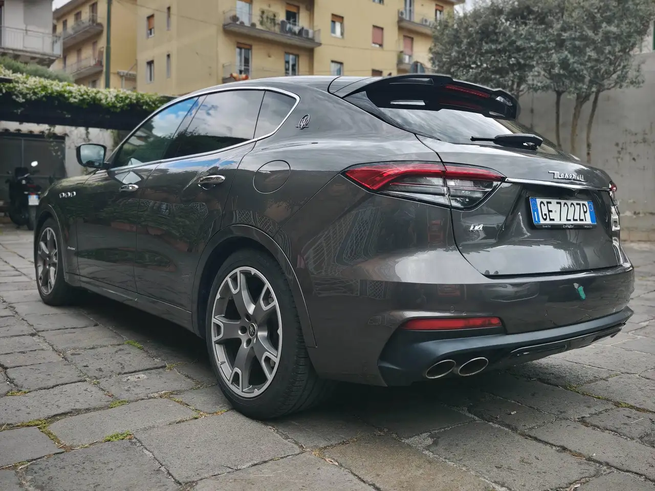 Maserati Levante 2021