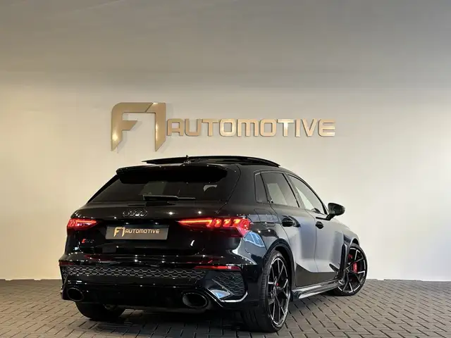Audi RS3 view 7