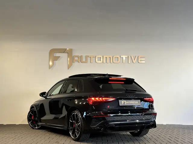 Audi RS3 view 9