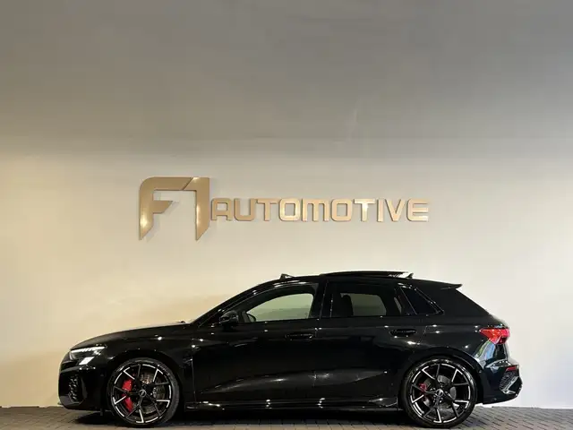 Audi RS3 view 10
