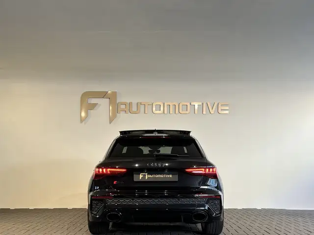 Audi RS3 view 8