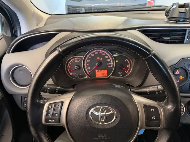 Toyota Yaris view 7