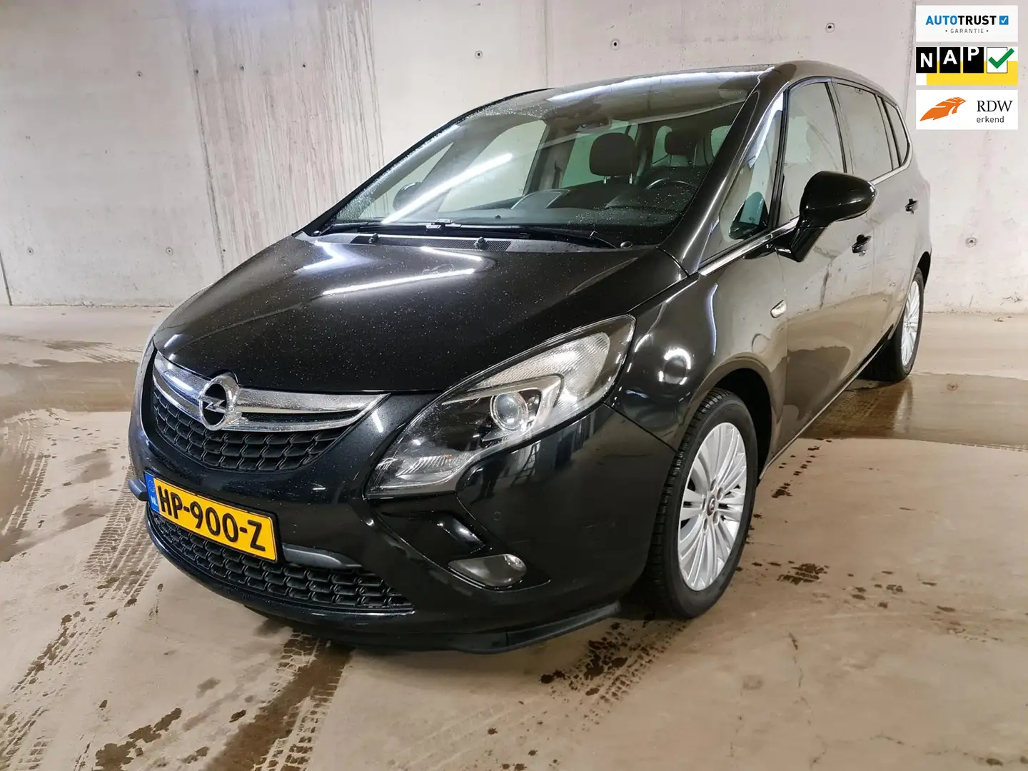 Opel Zafira Tourer 1.4 Business+ 7p. NL-Auto/Automaat! Zwart - 1