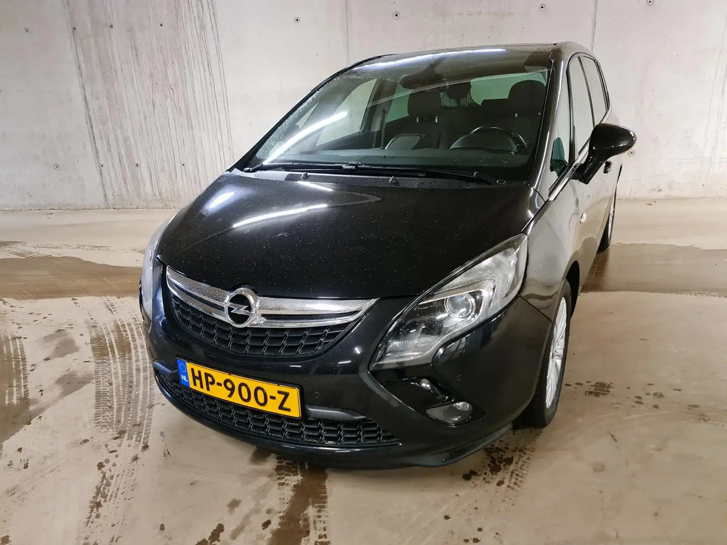 Opel Zafira Tourer 1.4 Business+ 7p. NL-Auto/Automaat! Zwart - 2