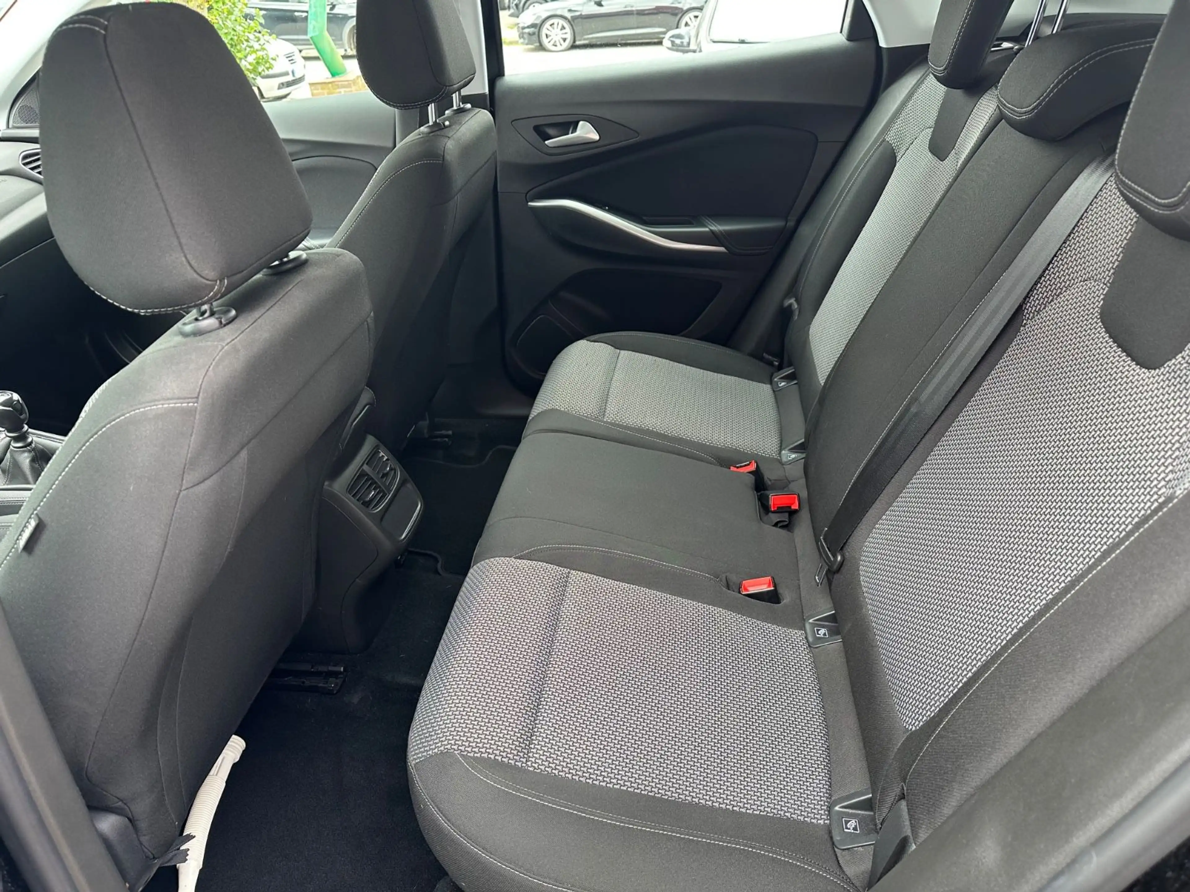 Opel Grandland X Edition/AHK/TEMP/PDC/GJR/LMF/KLIMA — photo 12