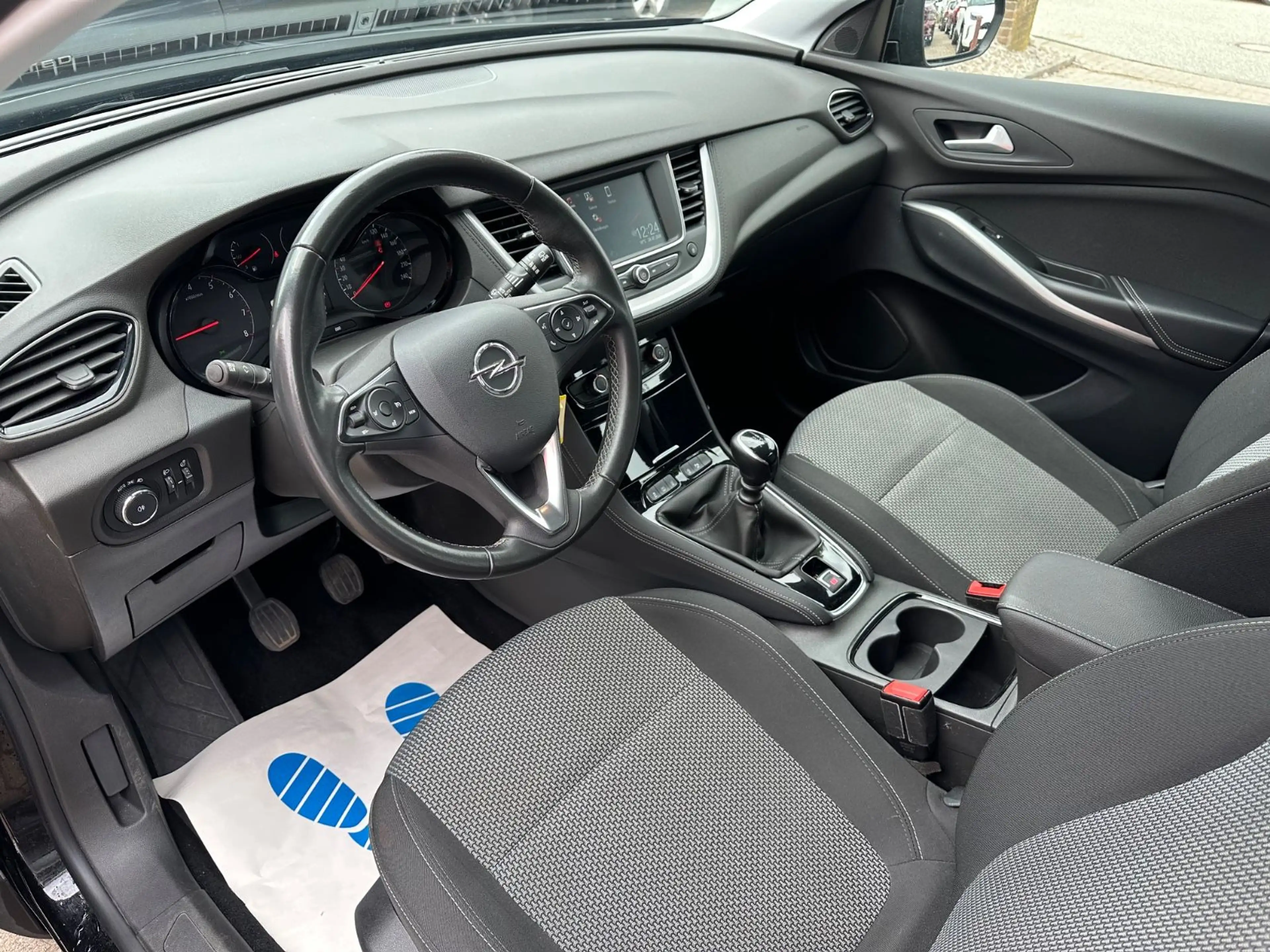 Opel Grandland X Edition/AHK/TEMP/PDC/GJR/LMF/KLIMA — photo 10
