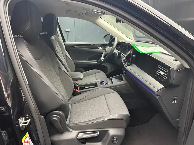 Volkswagen Tiguan view 10