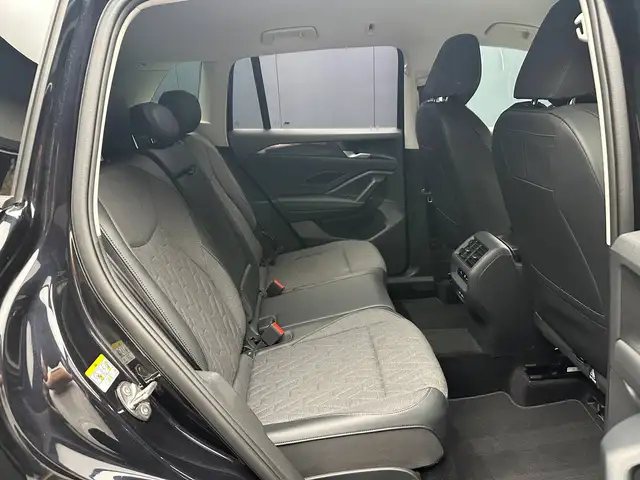 Volkswagen Tiguan view 28