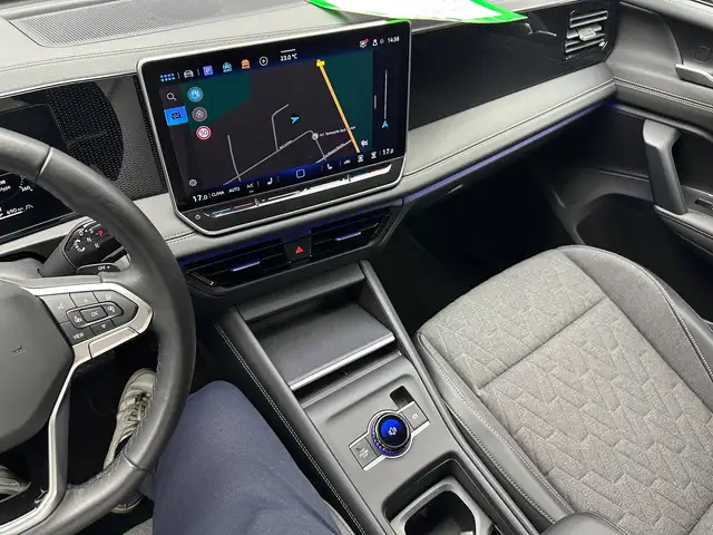 Volkswagen Tiguan view 19