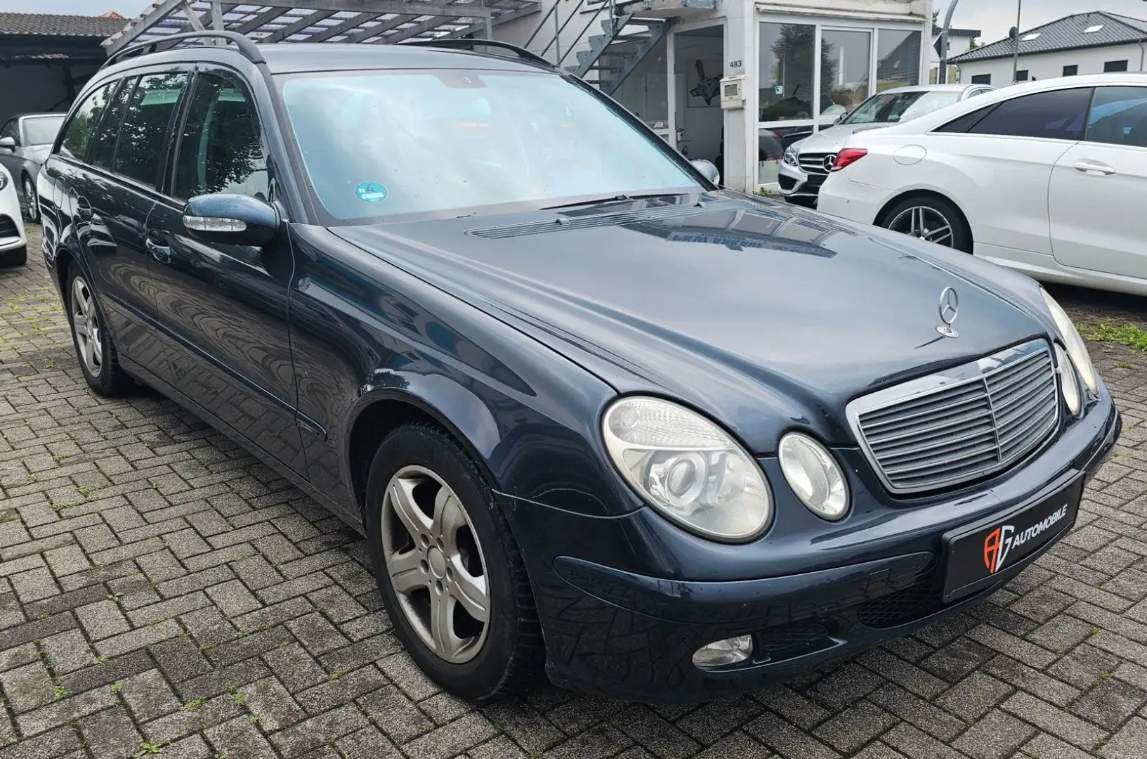 Mercedes-Benz E 220 T-Modell  CDI Negro - 1