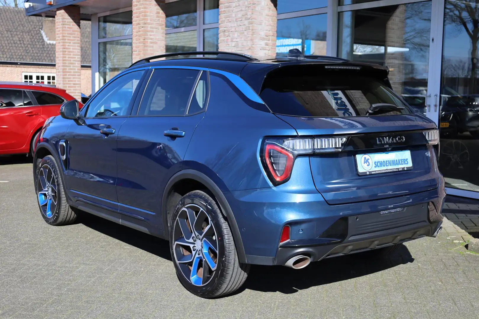Lynk & Co 01 1.5 261PK! 6.6 Kwh LADEN! MY23 ZWARTE-HEMEL 360-CA Blau - 2