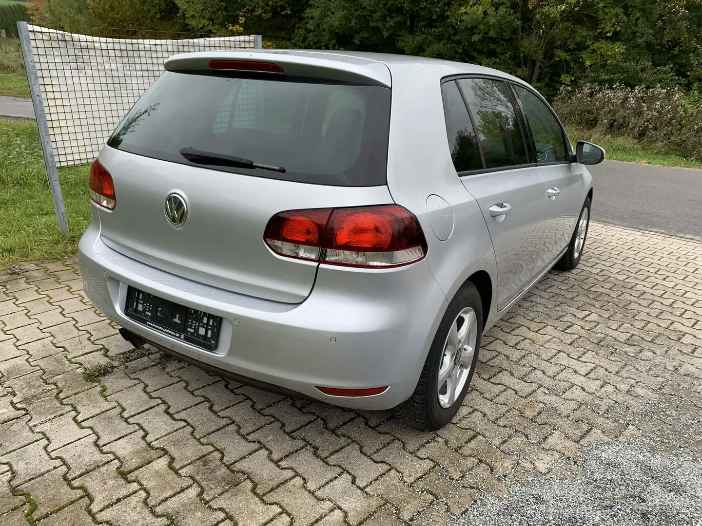 Volkswagen Golf Golf VI 5-Türer 1.4 TSI Highline Stříbrná - 2