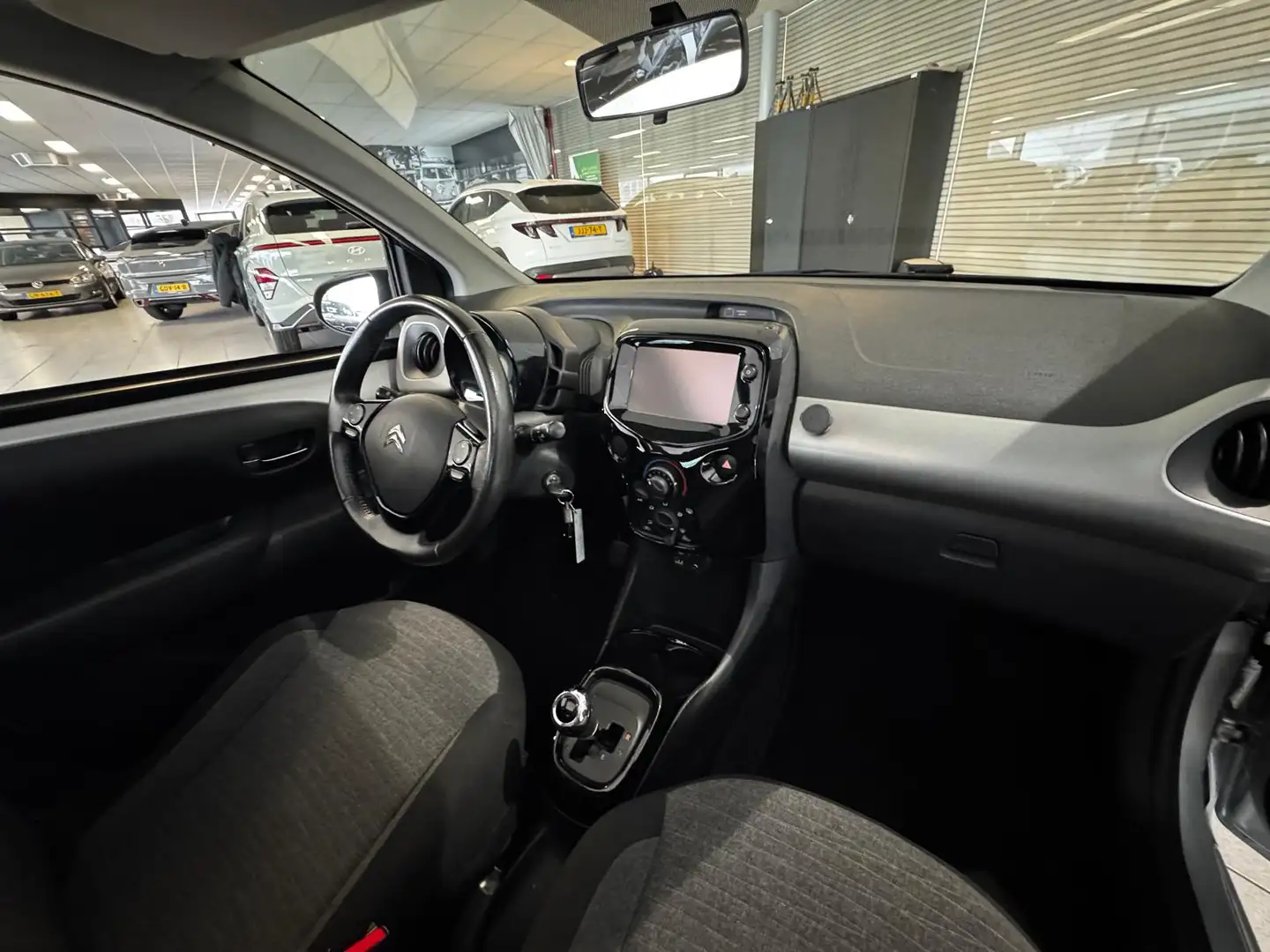 Citroen C1 1.0 VTi Airscape Shine Stoelverwarming / Camera / Grau - 2