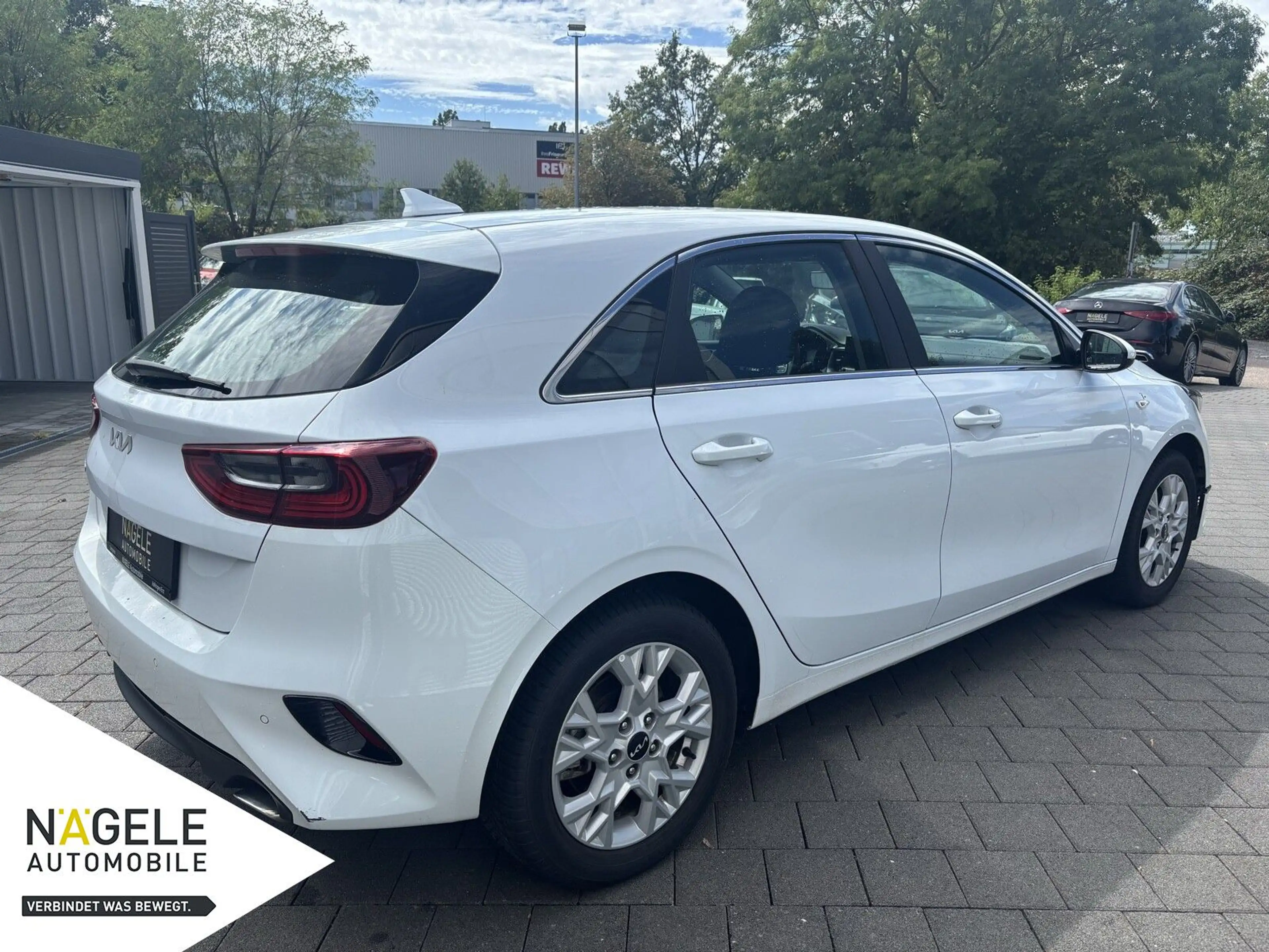 Kia Ceed / cee'd Ceed 1.5 T-GDI Vision DCT|ACC+NAVI+SHZ+CARPLAY — photo 7
