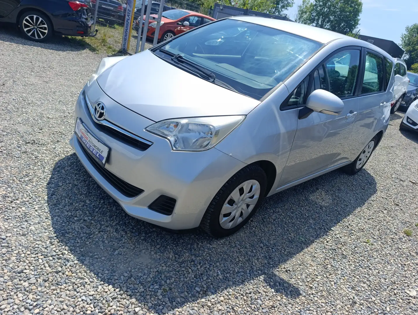 Toyota Verso-S Verso S 1.33 VVT-i GARARANTIE12MOIS/CAR PASS/EURO5 Gris - 1