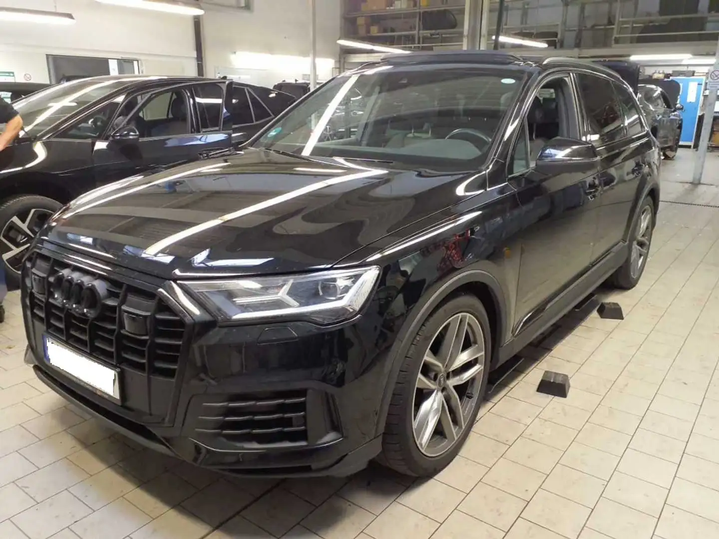 Audi Q7 BLACK EDITION 55 TFSI 340PS ACC.AHK.B&O.AIR.PANO.L Schwarz - 2