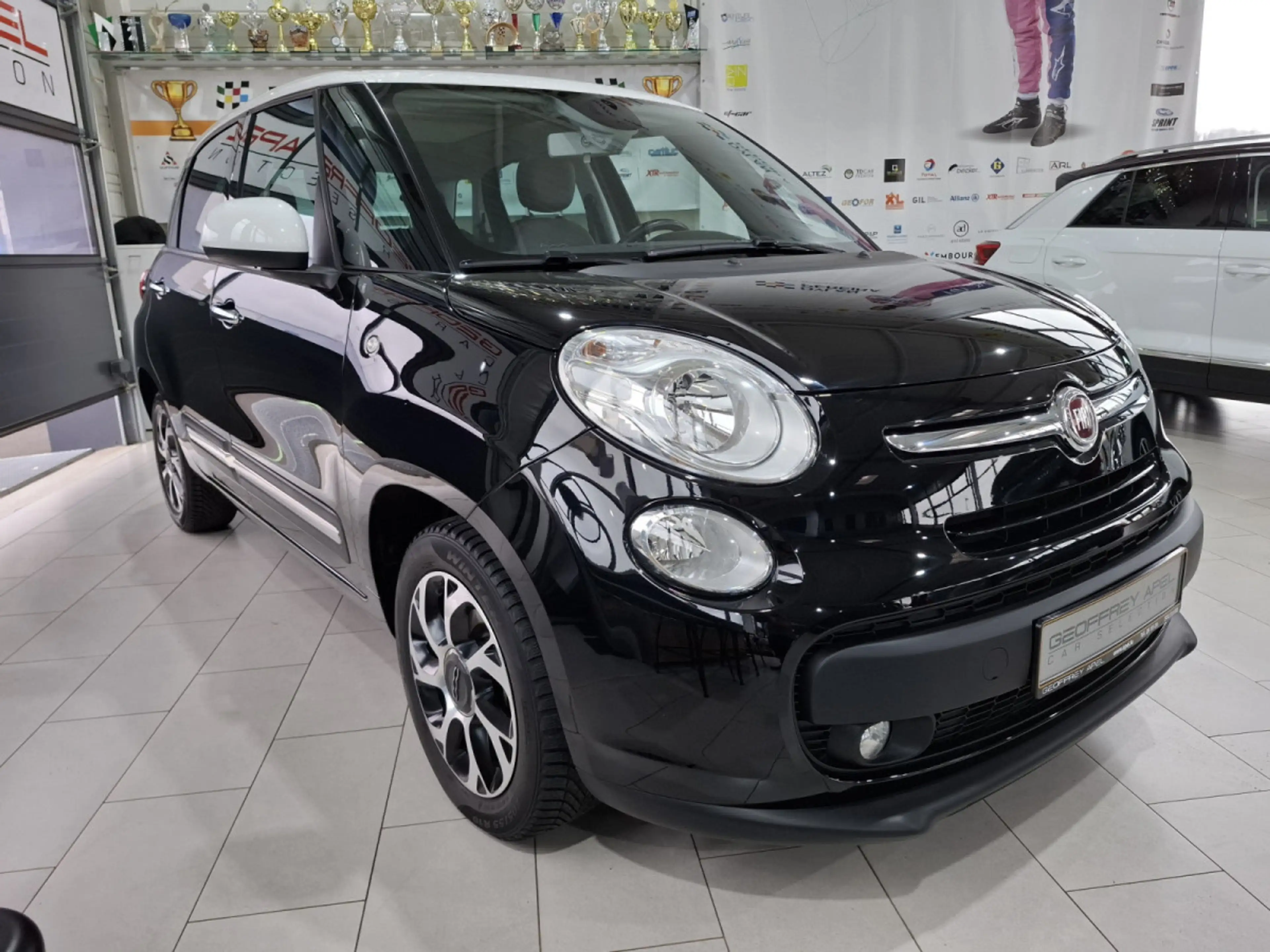 Fiat 500L 1.6 JTD 120 NAVI, CUIR, PANORAMA, 1 HAND — photo 4