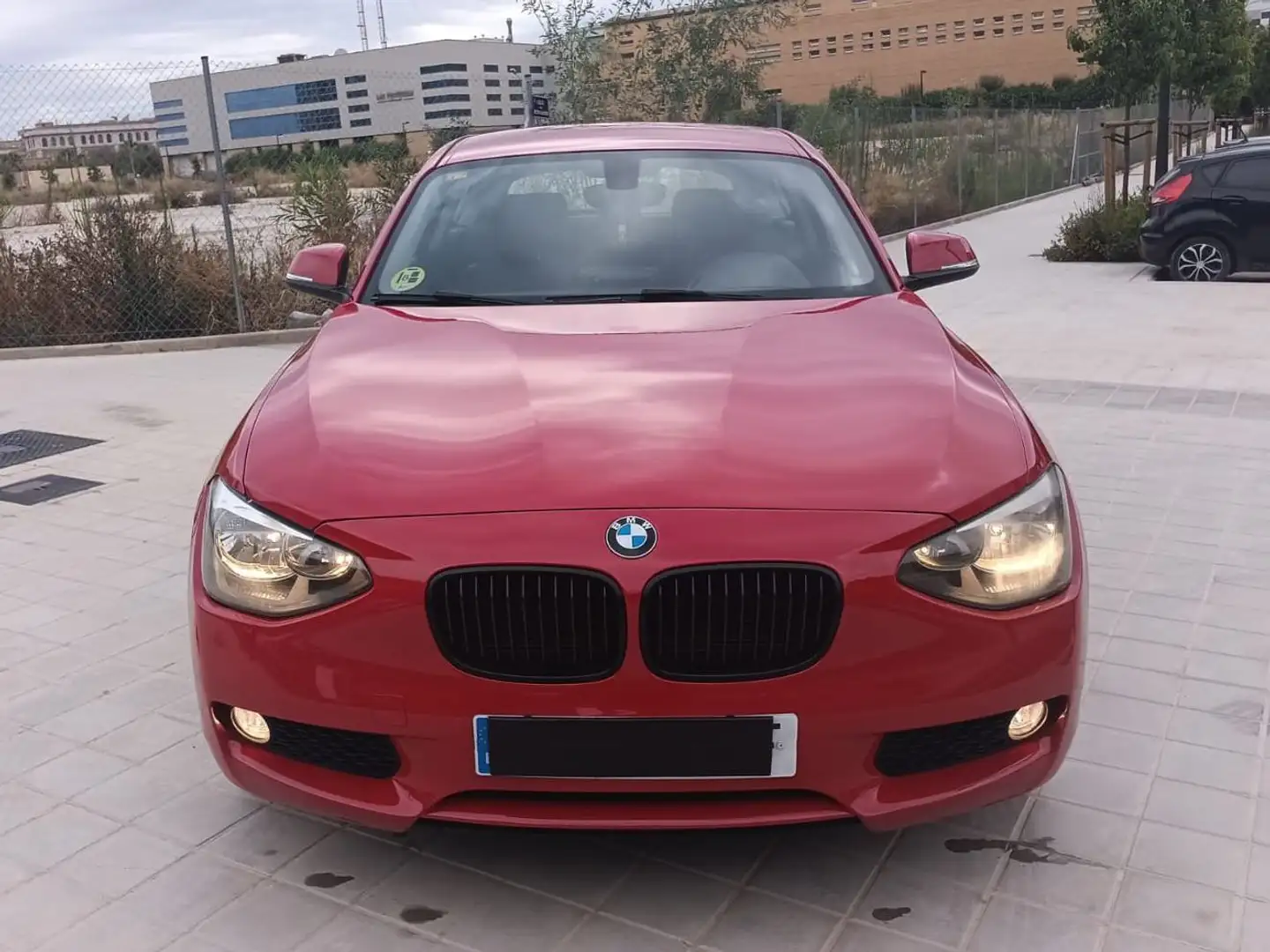 BMW 116 116d Sport Sport Rojo - 2