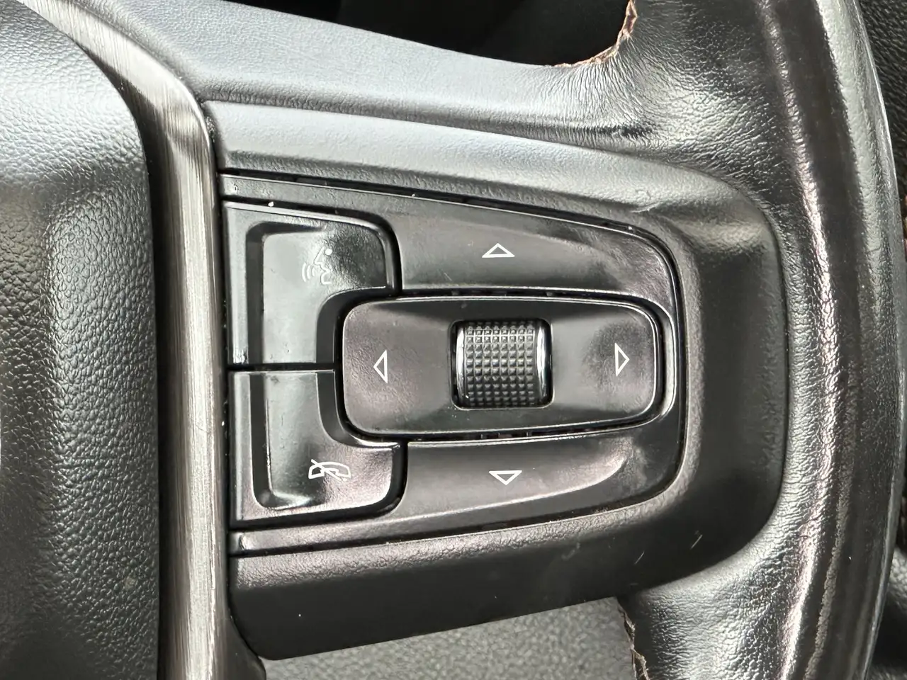 GMC Sierra 1500 photo GMC Sierra 1500