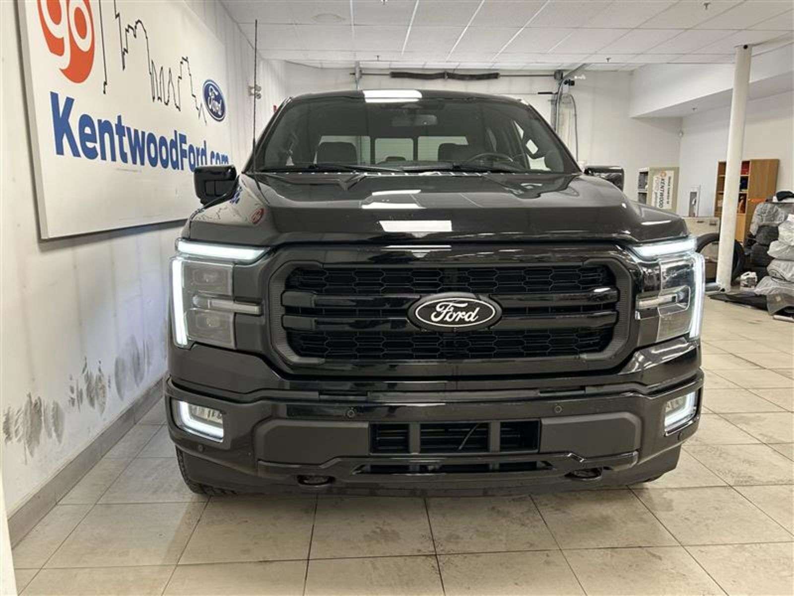 2024 Ford F-150 Lariat| Equipment Group 501A| Lariat Black Appeara — снимка 1